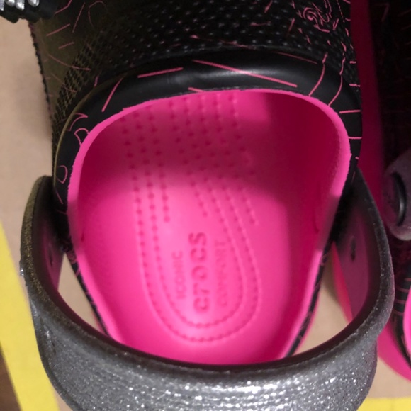 Barbie Crocs Black Pink Platform Size 9 Silver Glitter Strap New With Tags - Picture 4 of 7